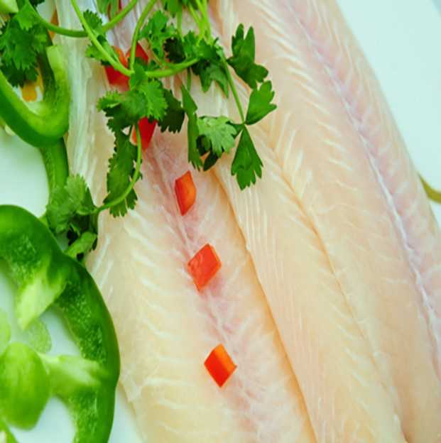 Pangasius fillet with yellow meat is a type of pangasius fillet that has been processed to remove skin, remove bones, keep fat, keep red meat.