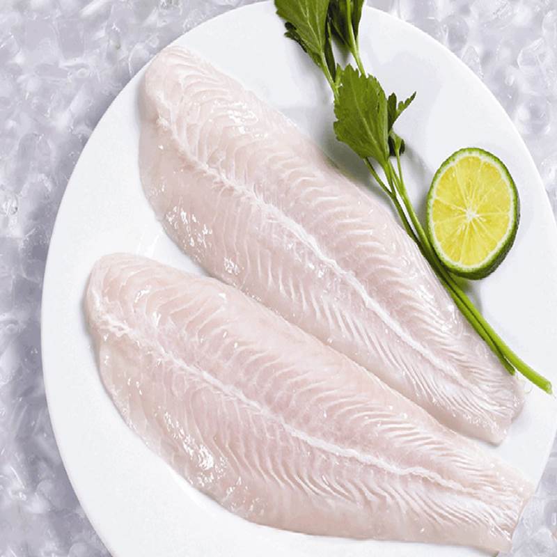 Pangasius white fillet is the meat of Pangasius fillet with the red meat removed, fat removed, and bone removed.