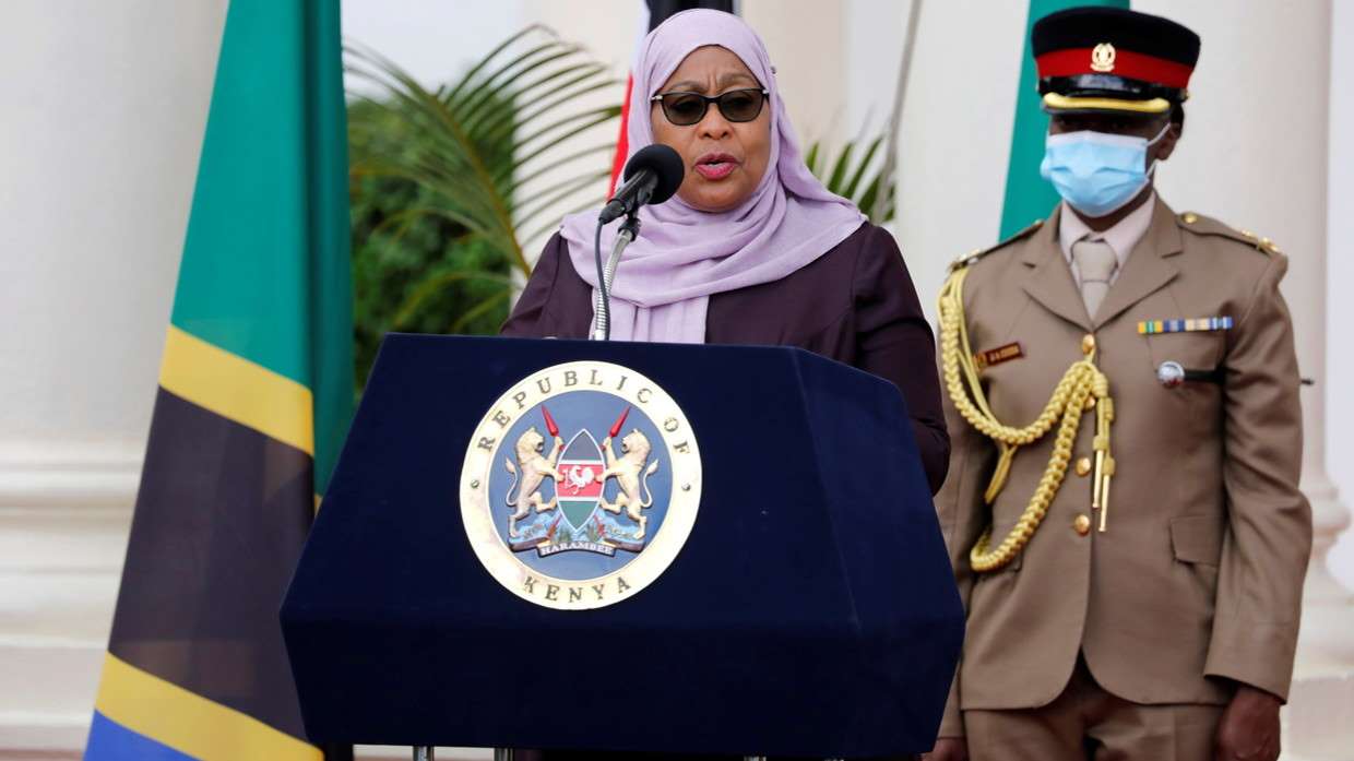 Tổng thống Samia Suluhu Hassan đã đưa ra chỉ thị chính thức cho các cty vận chuyển nội địa là trong trường hợp để đảm bảo việc xuất khẩu hạt điều